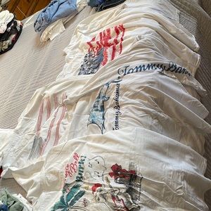 4-Tommy Bahama T-shirts